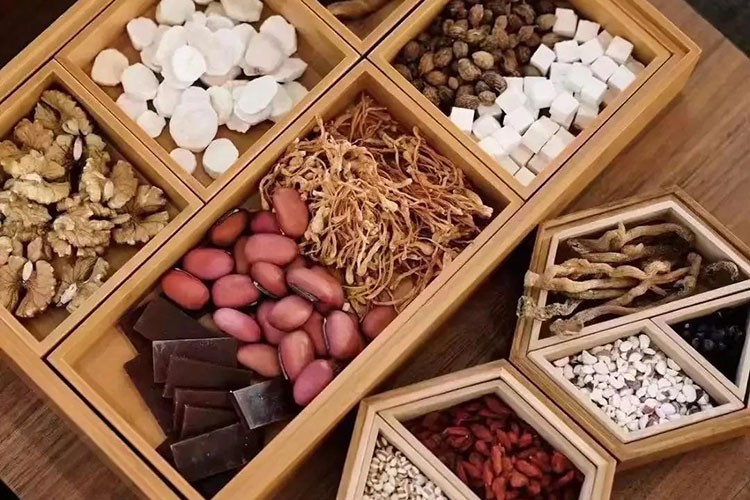 药食同源目录106种全表：既是食品又是药品的物质名单（官方四批次汇总）
